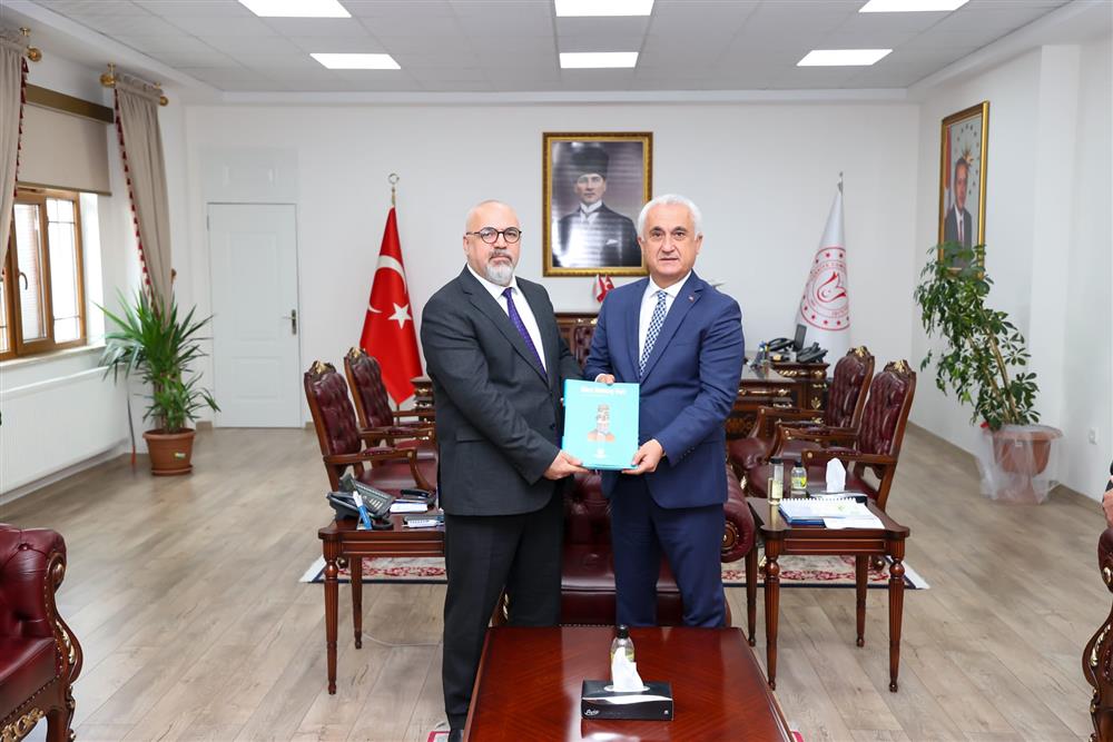 Başkan Özdemir, Vali Avni Çakır'ı Makamında Ziyaret Etti
