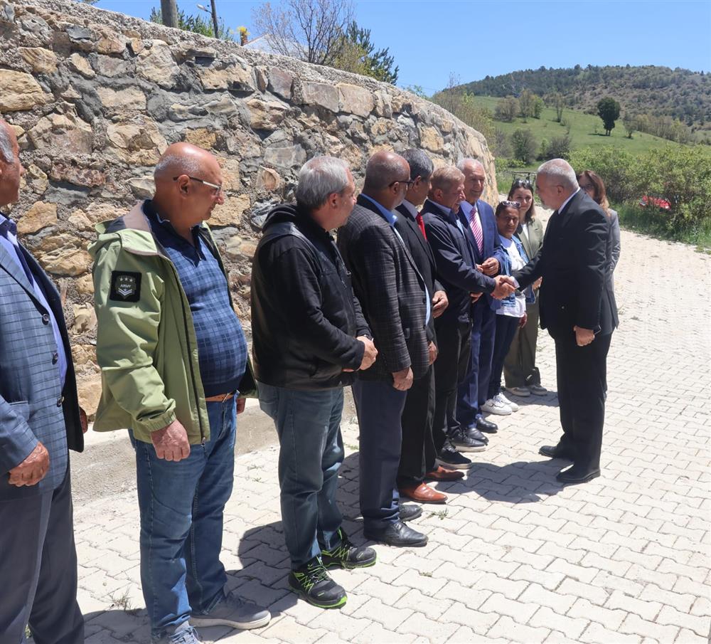 Gümüşhane Canlarla Buluşma 3.jpg Gümüşhane Canlarla Buluşma 3.jpg